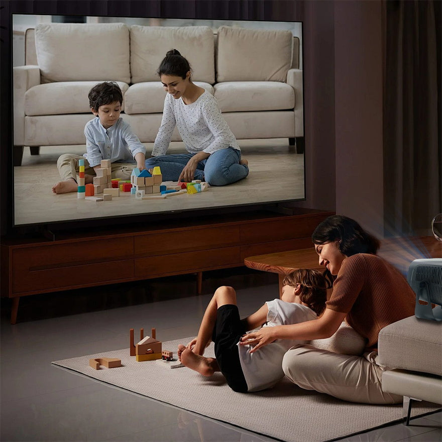 V8-Portable Projector with Family