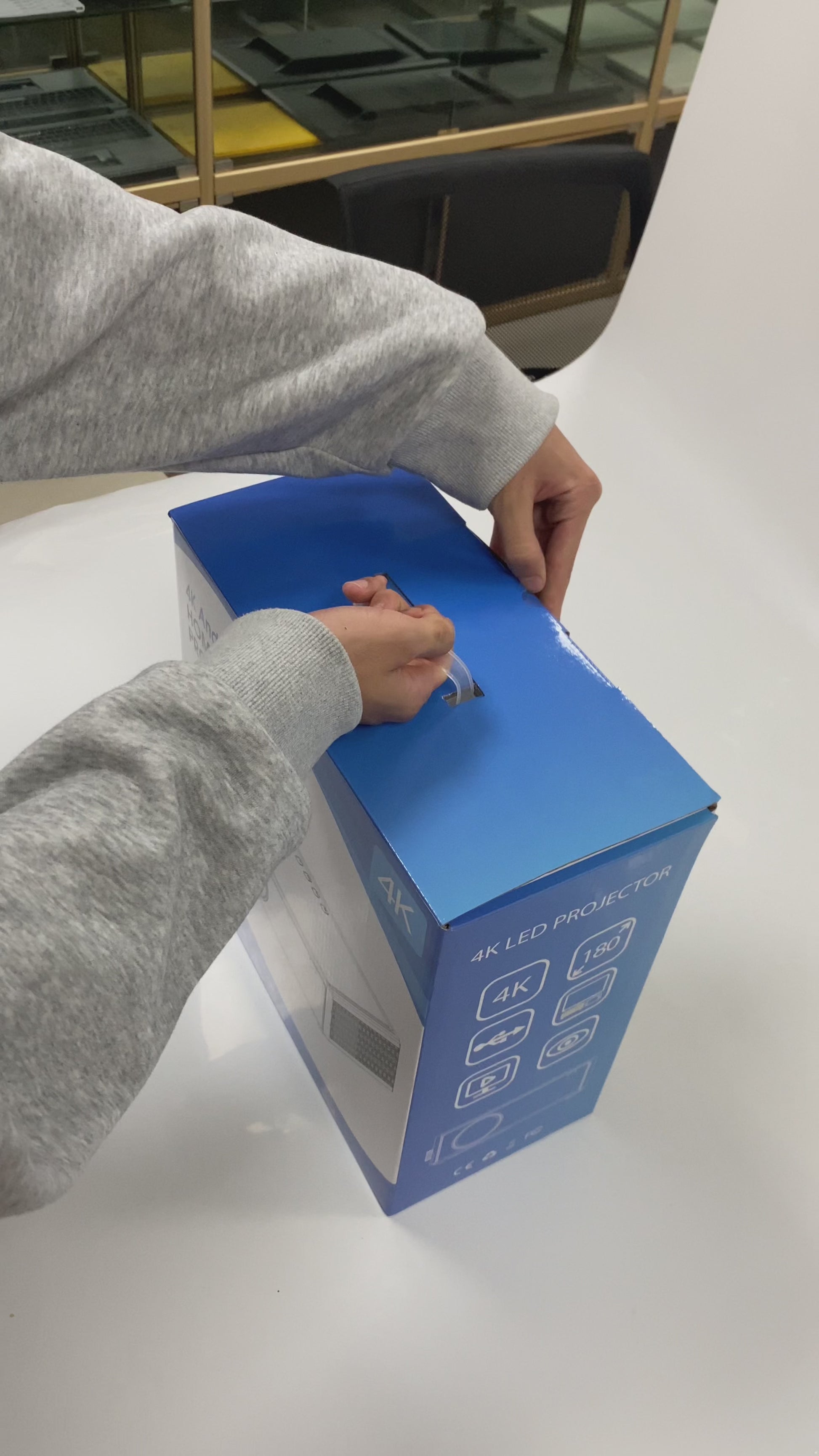 VS627 Projector Unboxing